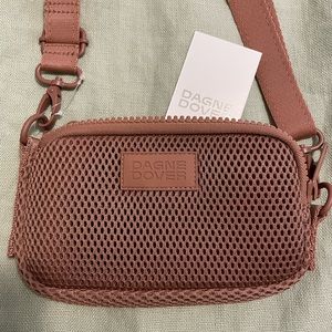 NWT Dagne Dover Mara Air Mesh Phone Sling